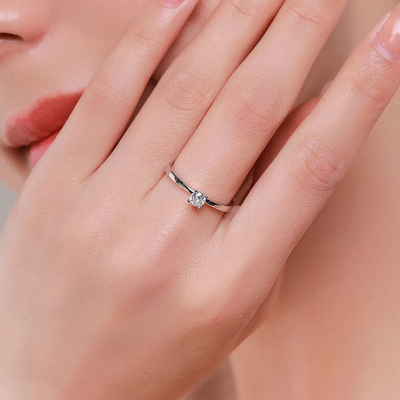 Lunise | Sterling Silver Diamond Ring